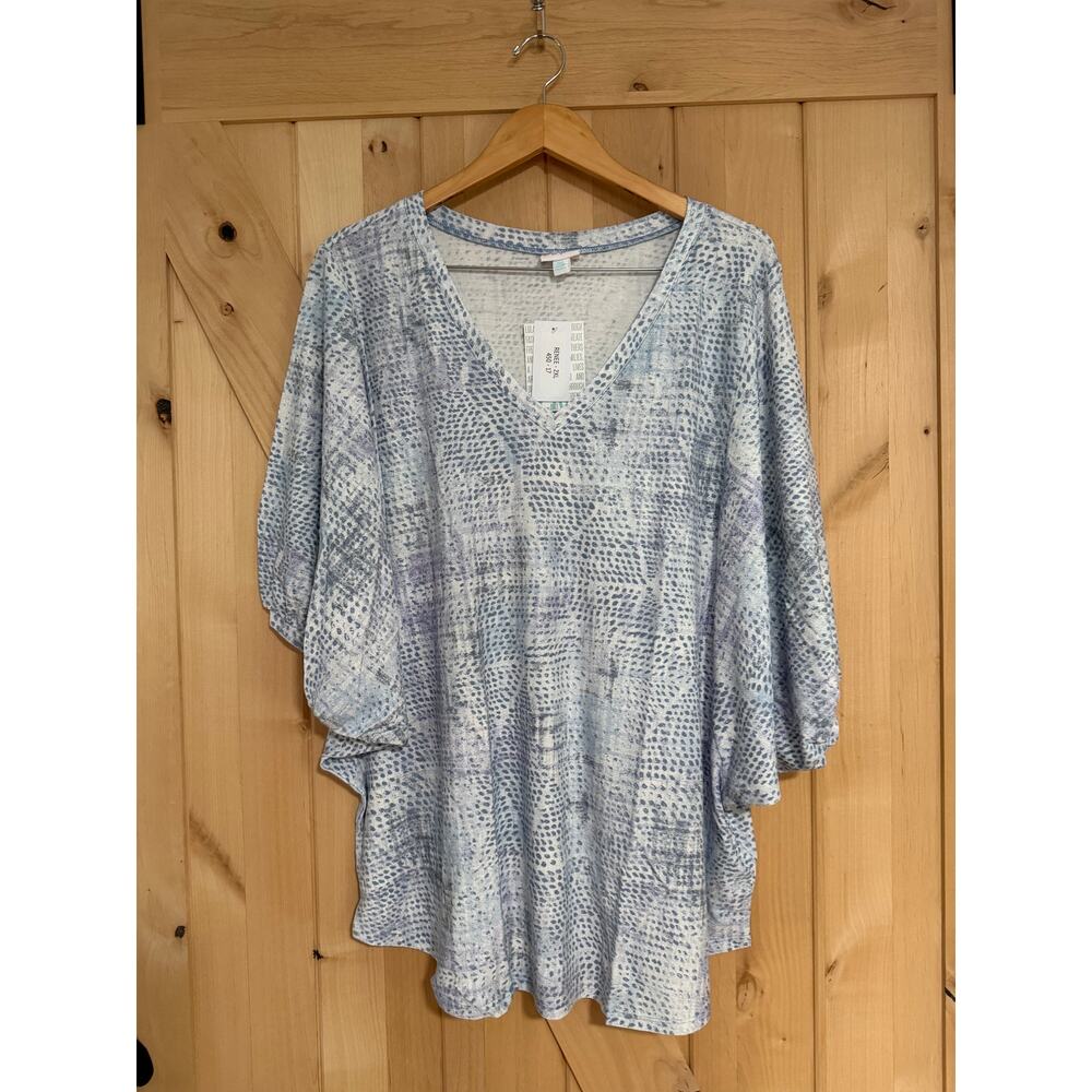 LulaRoe | Blue Print Renee V Neck Balloon Short Sleeve Top NWT | Size 2XL